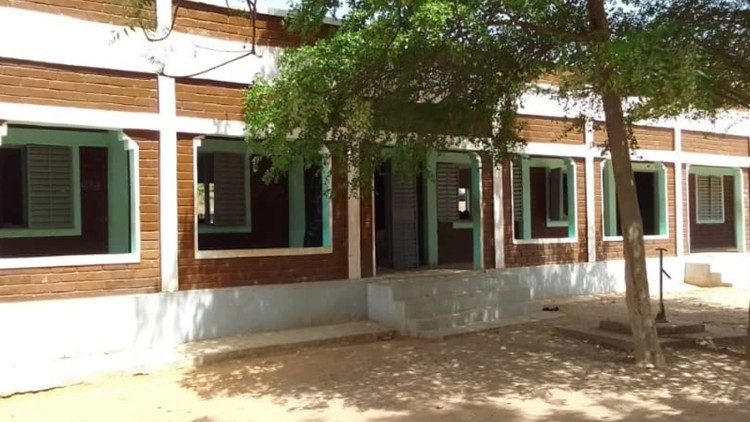 Mali : fermeture des écoles et universités face à la pénurie de carburant Mali : fermeture des écoles et universités face à la pénurie de carburant