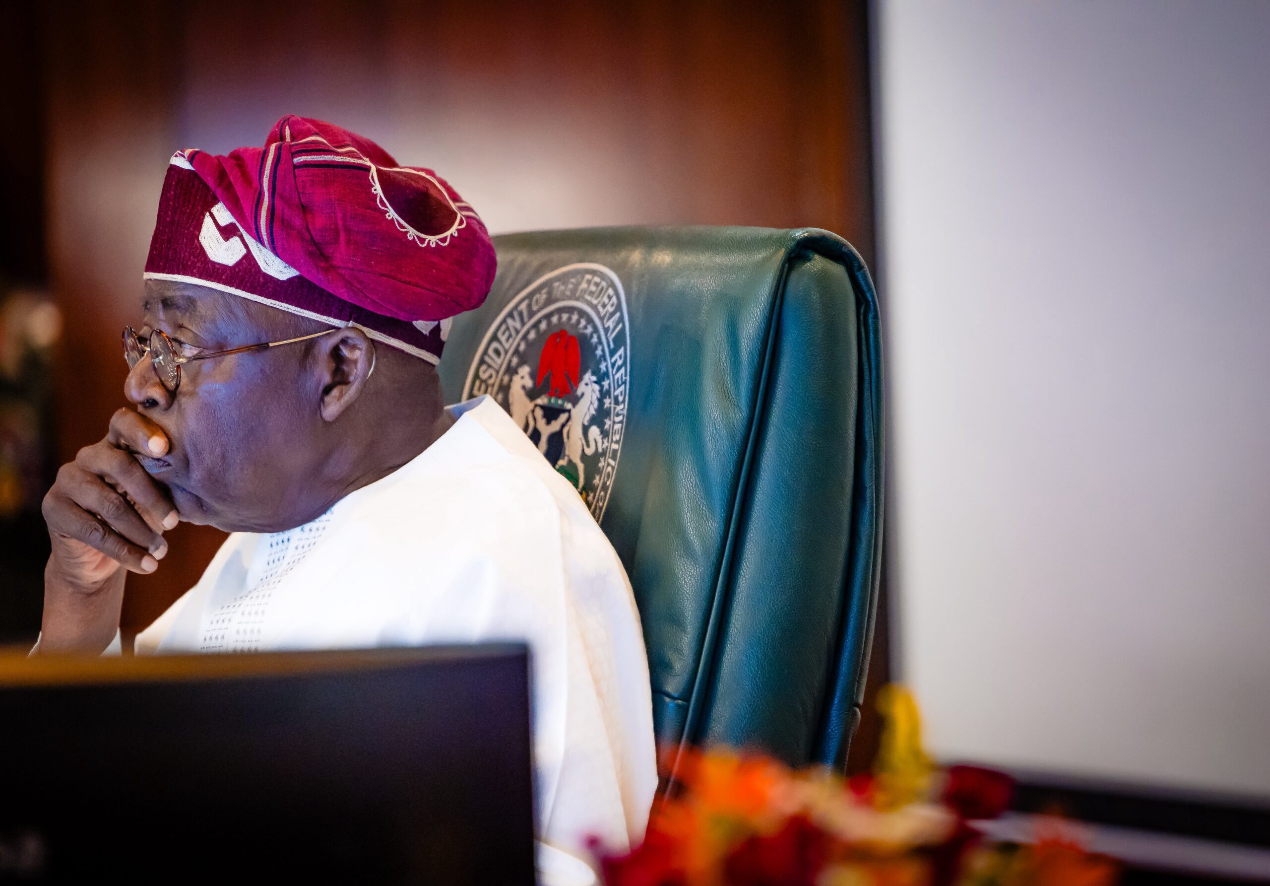 Nigeria : Tinubu ordonne une riposte urgente après l’enlèvement d’écolières et la mort d’un général à Borno Nigeria : Tinubu ordonne une riposte urgente après l’enlèvement d’écolières et la mort d’un général à Borno