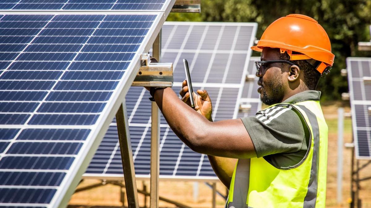 Afrique du Sud : La justice ouvre la voie à un grand projet solaire face à Eskom transition énergétique Afrique du Sud