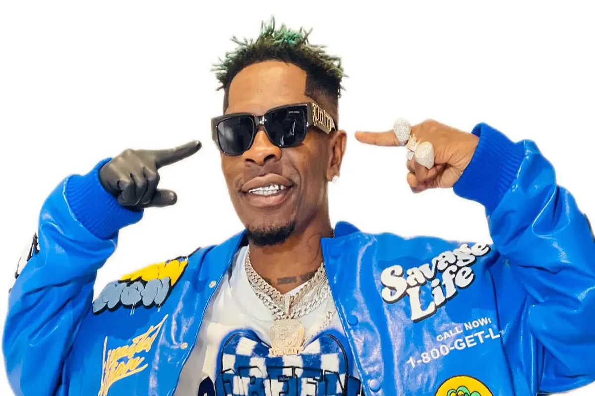 Shatta Wale révèle son secret : sept ans enfermé à apprendre la musique Shatta Wale production musicale