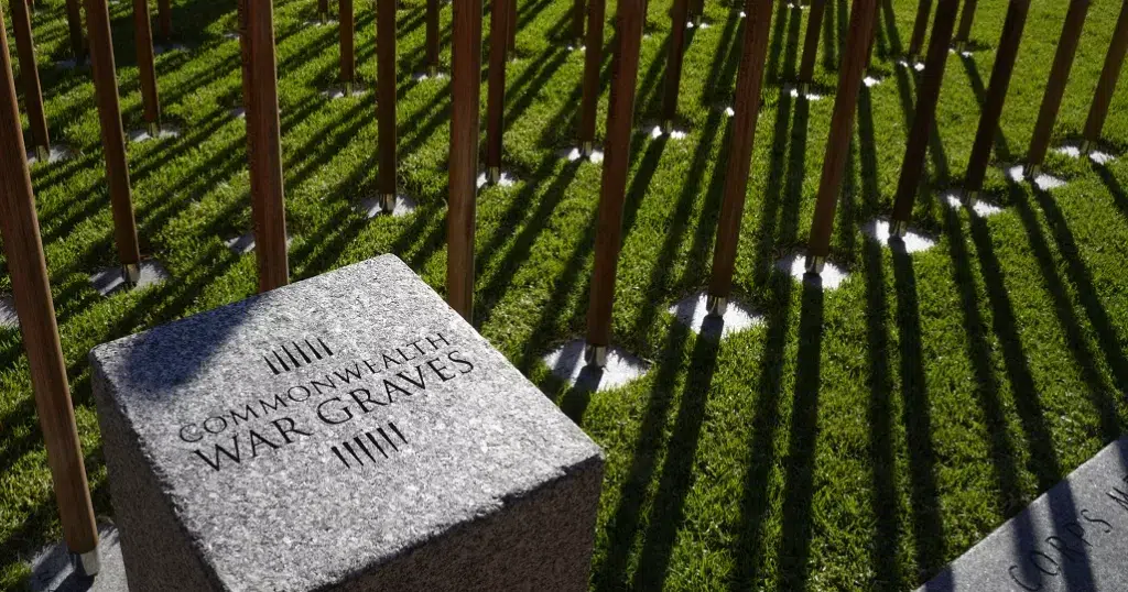 Ramaphosa appelle à reconnaître les soldats noirs oubliés de la Grande Guerre Ramaphosa appelle à reconnaître les soldats noirs oubliés de la Grande Guerre