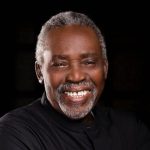 Olu Jacobs est mort à 84 ans : Nollywood perd l’une de ses légendes Olu Jacobs
